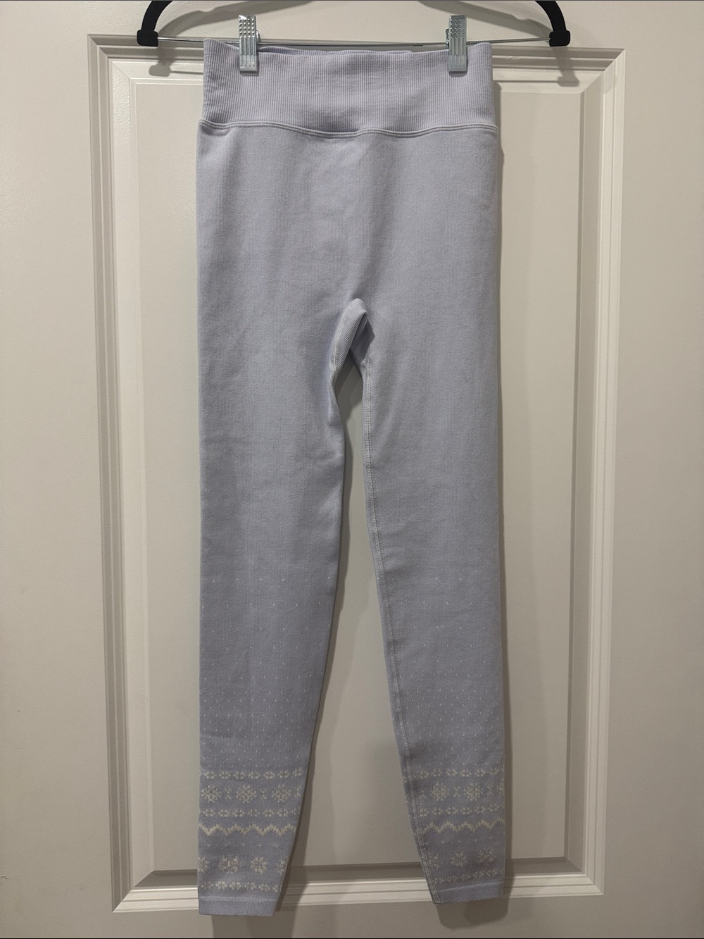 PINK Victoria's Secret Winter Seamless Classic Leggings Snowflake Sz Medium NWT
